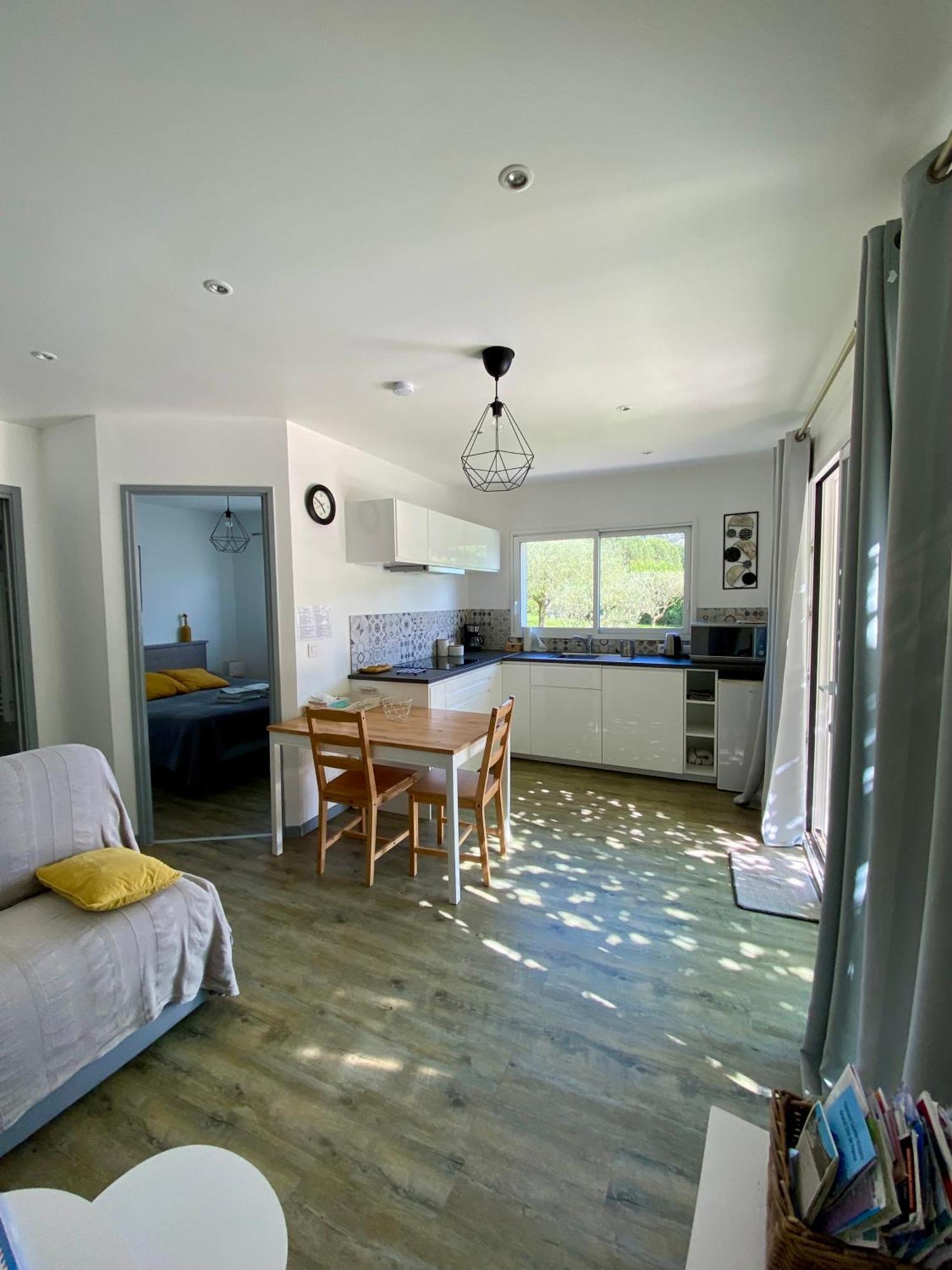 La Petite Maison Robion en Luberon Quarto foto