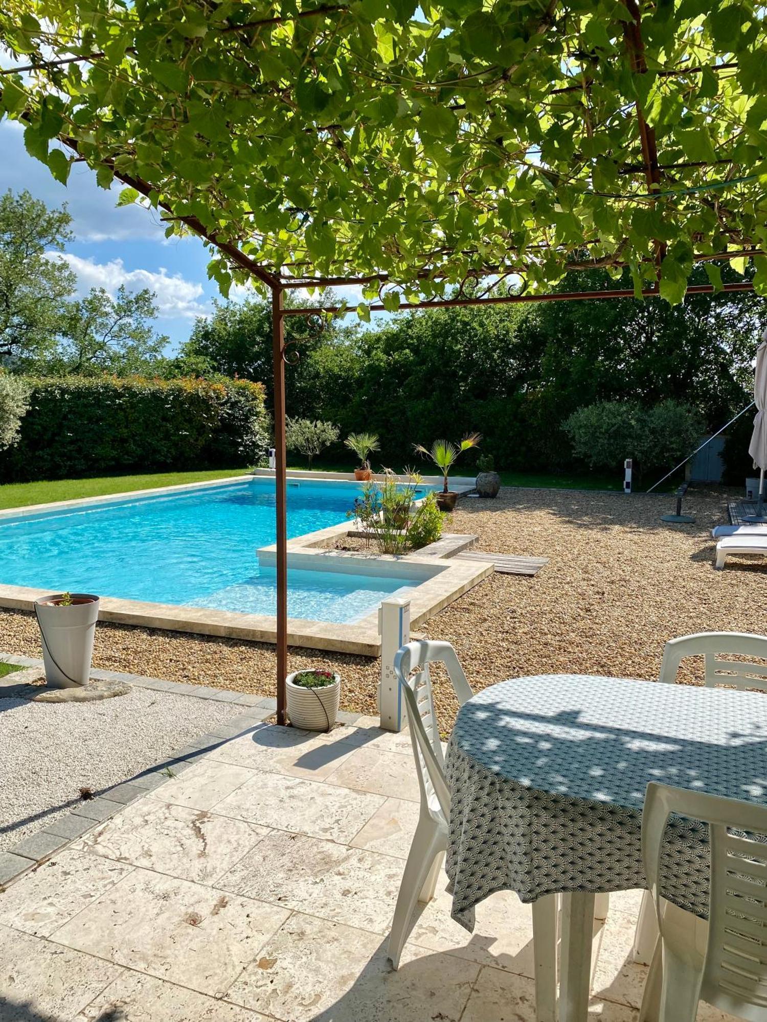 La Petite Maison Robion en Luberon Quarto foto